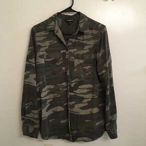 Express camo top